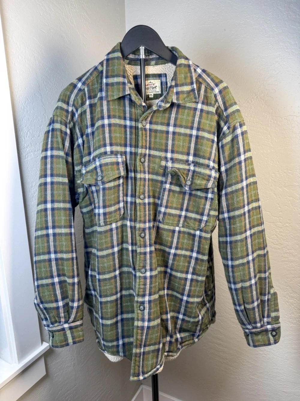 Levi’s Sherpa Lined Flannel Jacket XL Green Plaid Workwear Y2K Vintage Style - Picture 1 of 9